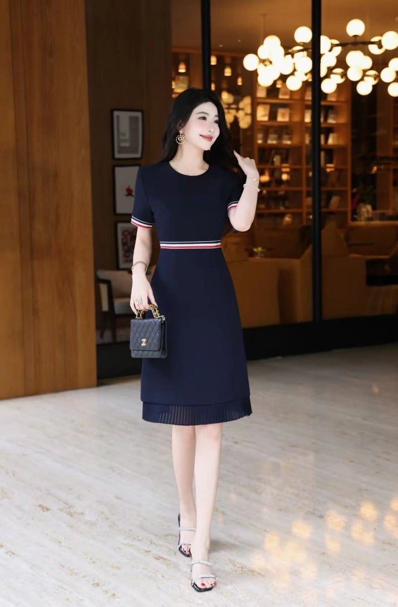 Thom Browne Dress Sporty 173381