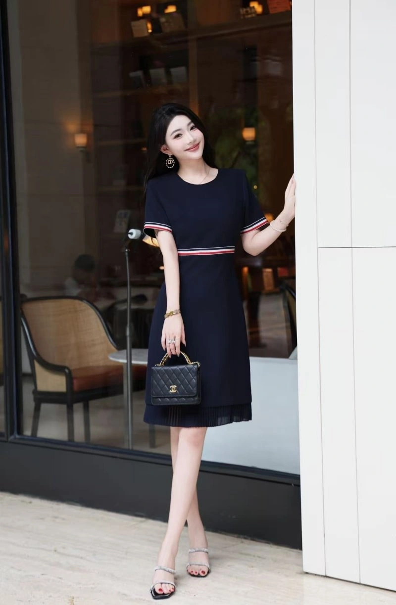 Thom Browne Dress Sporty 173381