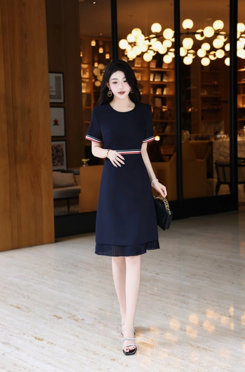 Thom Browne Dress Sporty 173381