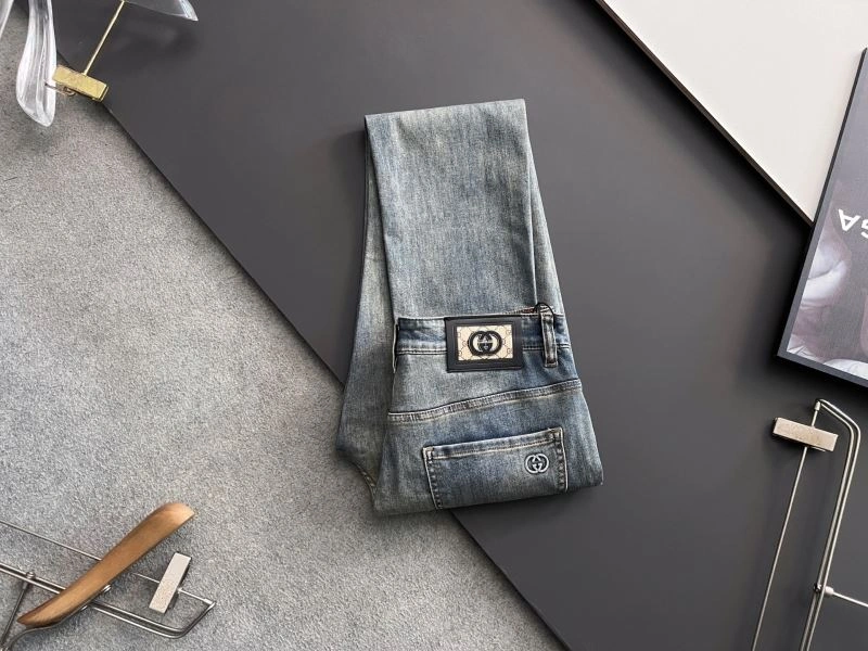 Functional Thom Browne Jeans 173809