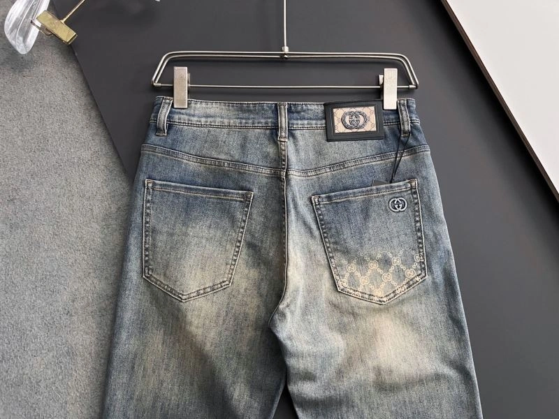 Functional Thom Browne Jeans 173809