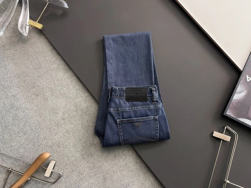 Versatile Thom Browne Jeans 173808