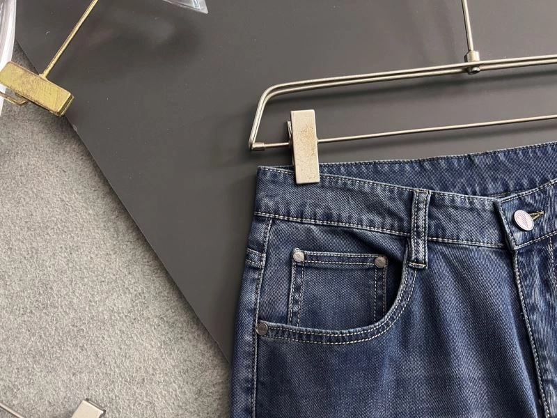 Versatile Thom Browne Jeans 173808