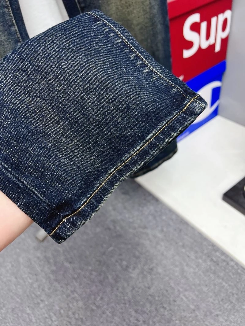 Trendy Thom Browne Jeans 173665