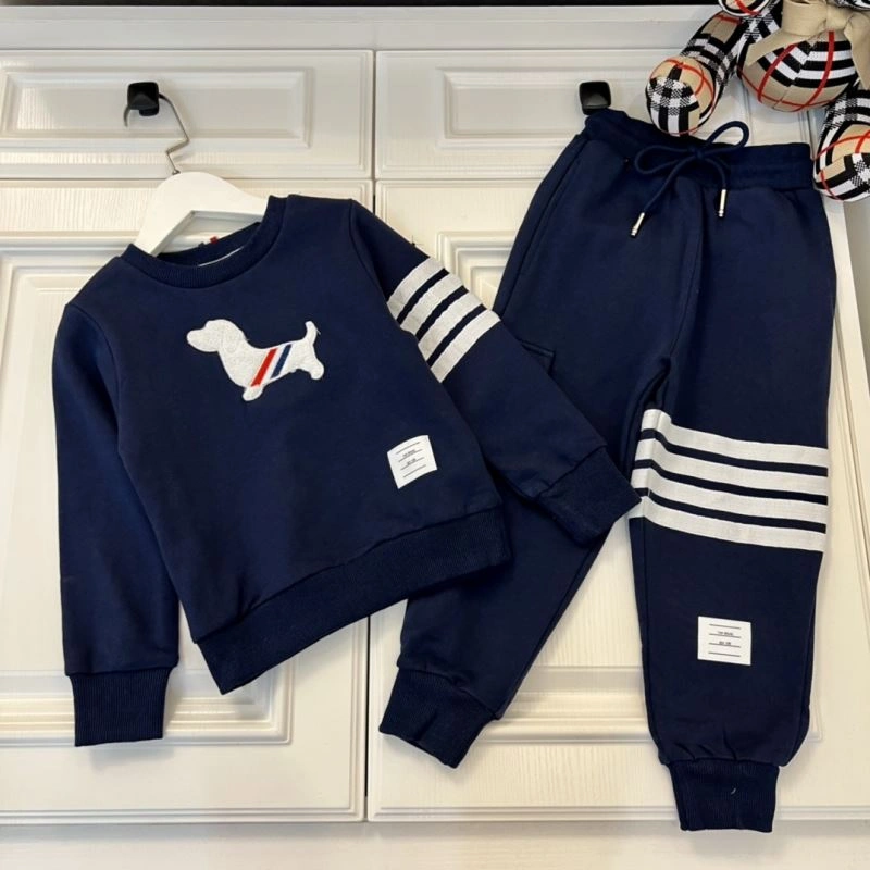 ModernLook Thom Browne Kids 173469