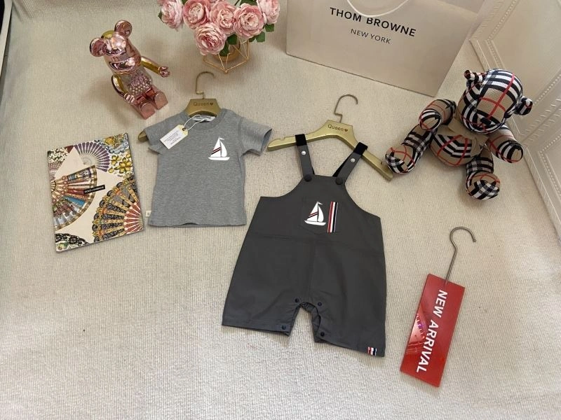 Thom Browne Kids StreetReady 173468
