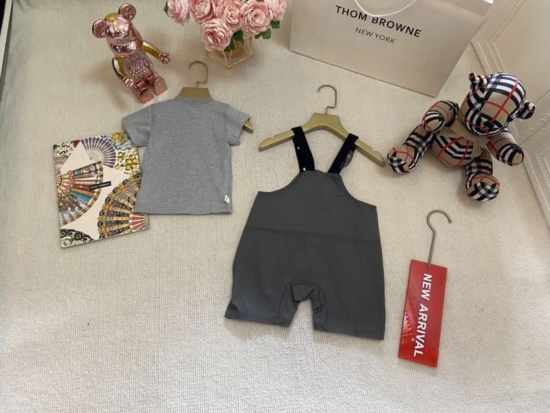 Thom Browne Kids StreetReady 173468