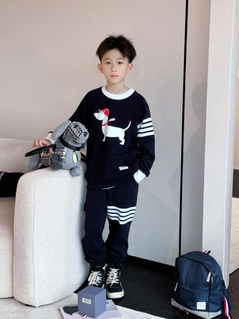 WellDesigned Thom Browne Kids 173455