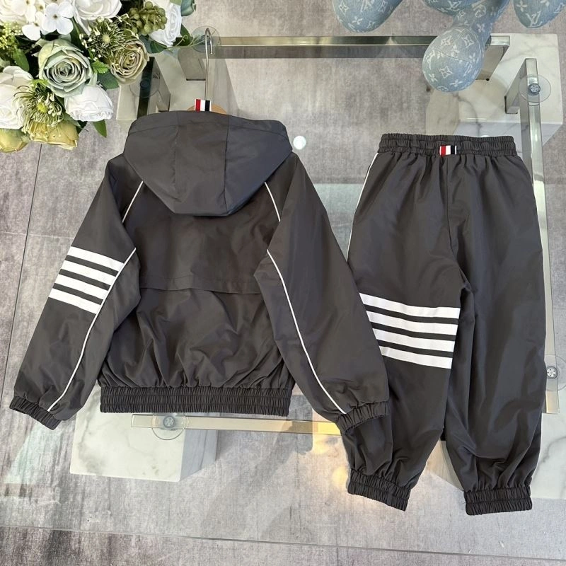 Vibrant Thom Browne Kids 173449