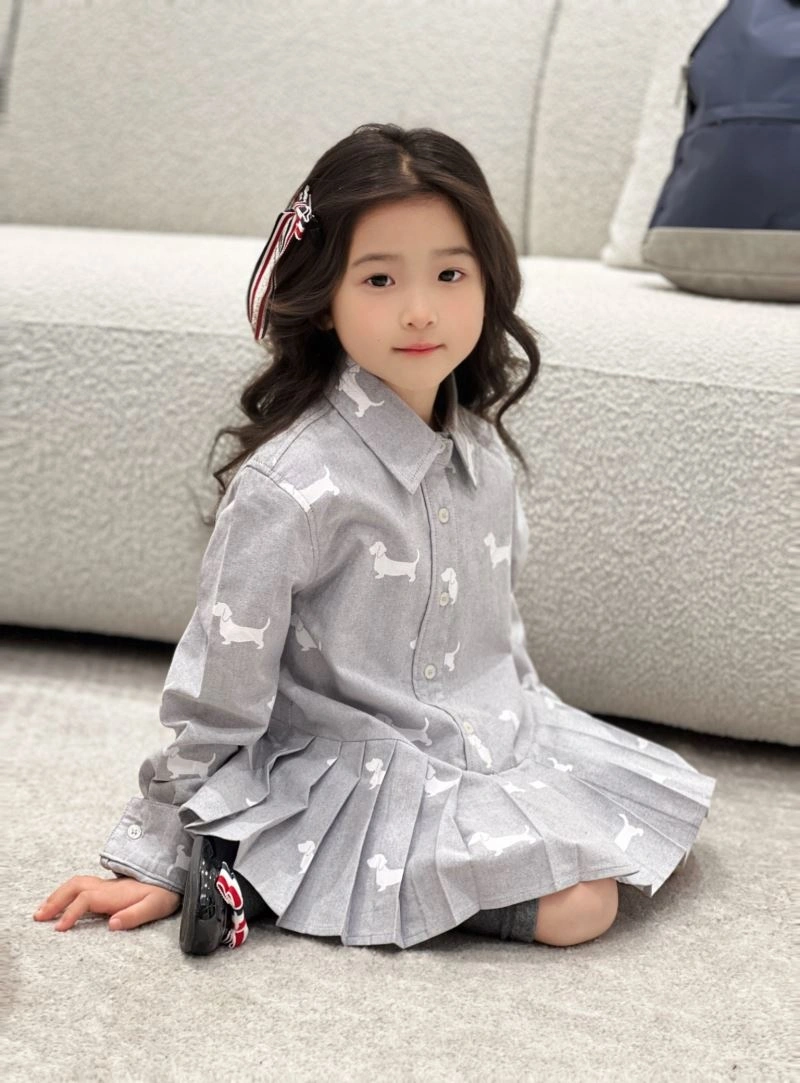 Efficient Thom Browne Kids 173488