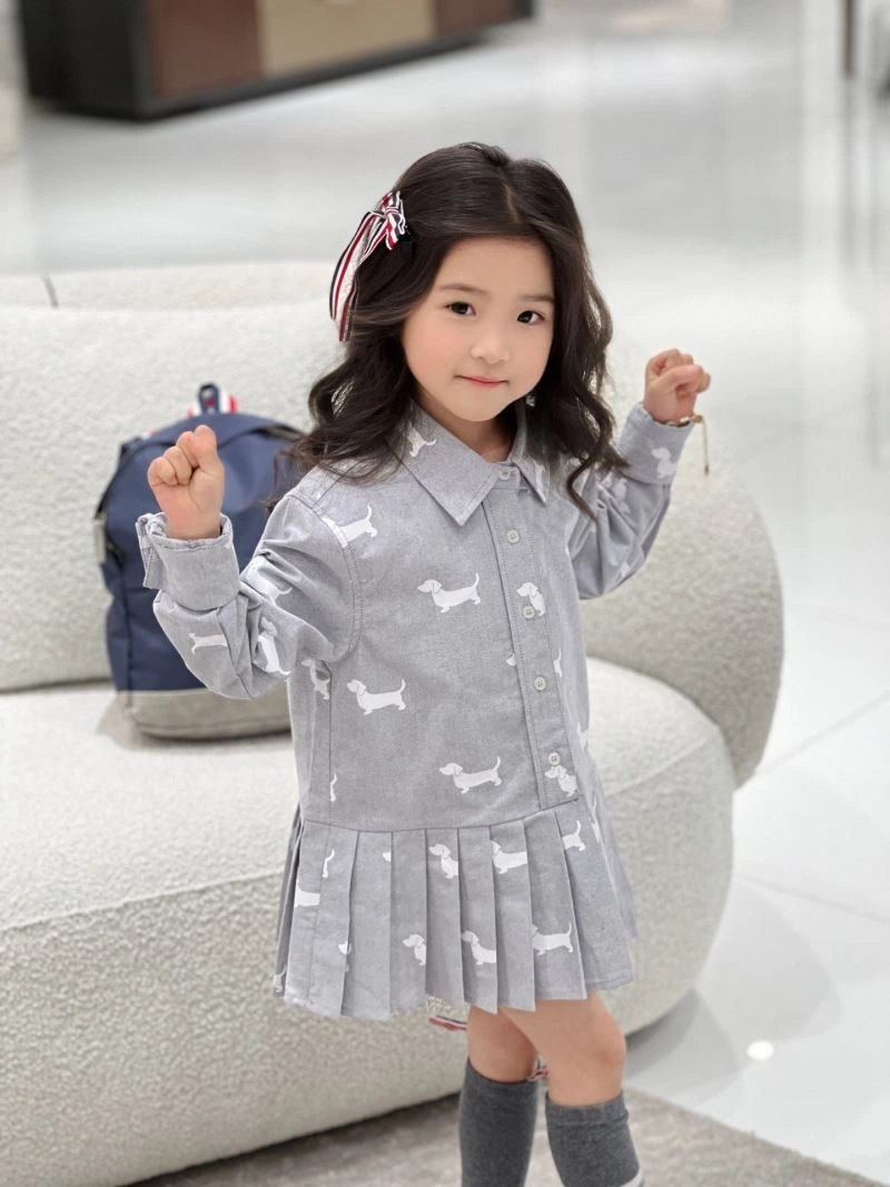 Efficient Thom Browne Kids 173488