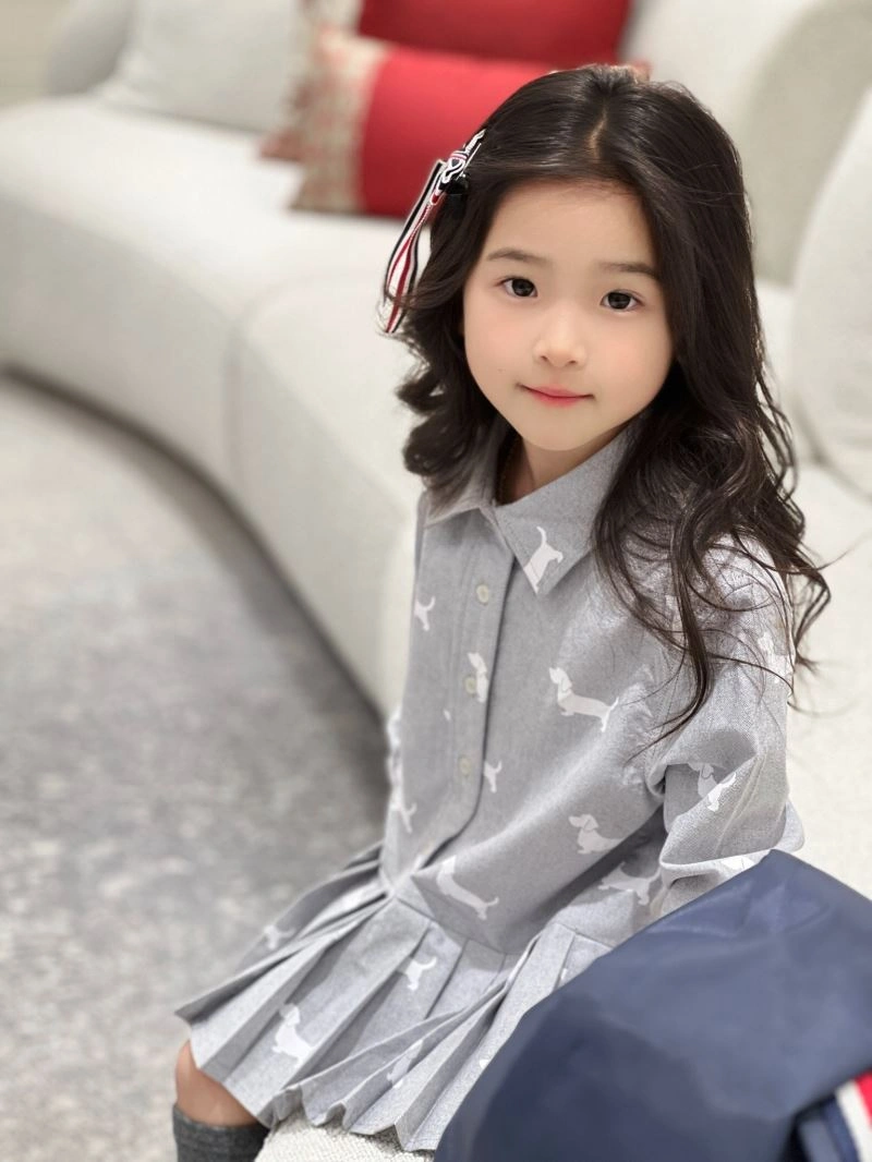Efficient Thom Browne Kids 173488