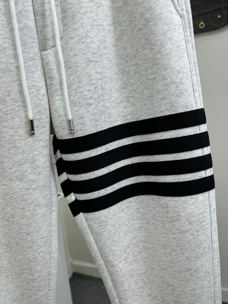 FashionForward Thom Browne Long Pants 173978