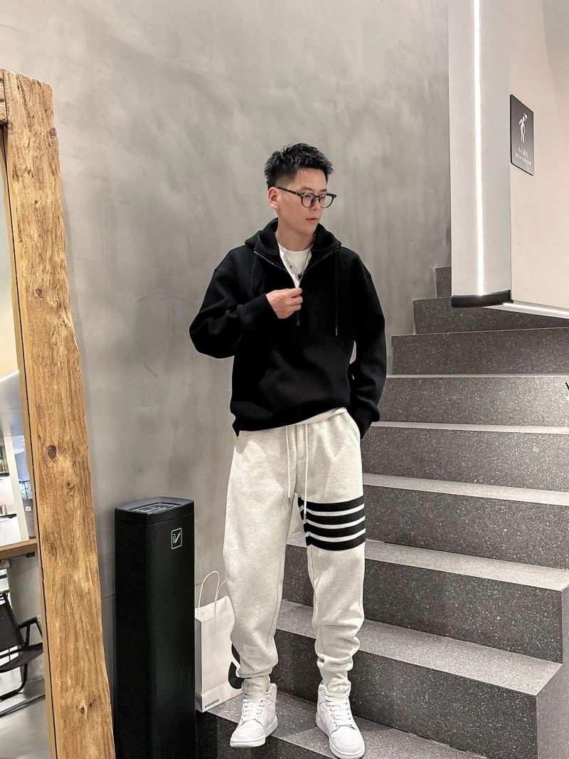 Thom Browne Long Pants UrbanChic 173668