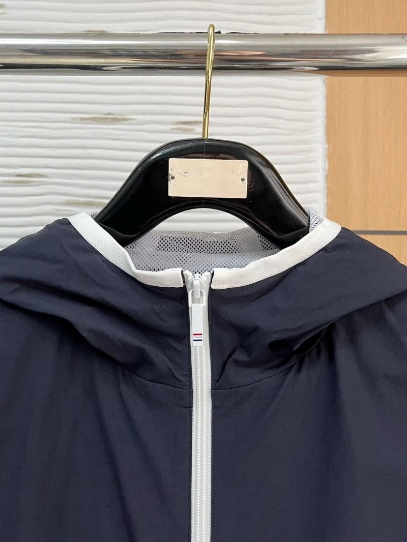 Thom Browne Outwear Packable 174055