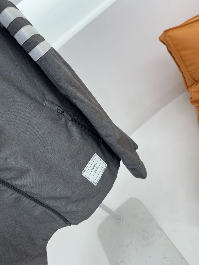 Casual Thom Browne Outwear 174034