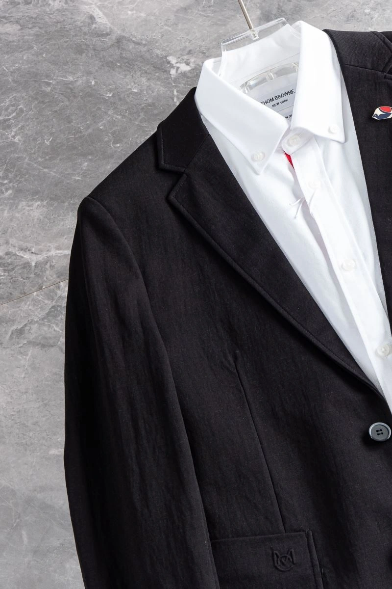 Premium Thom Browne Outwear 174006