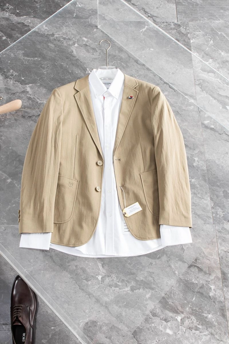 Modern Thom Browne Outwear 173964