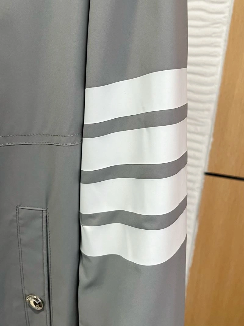Trendy Thom Browne Outwear 173865