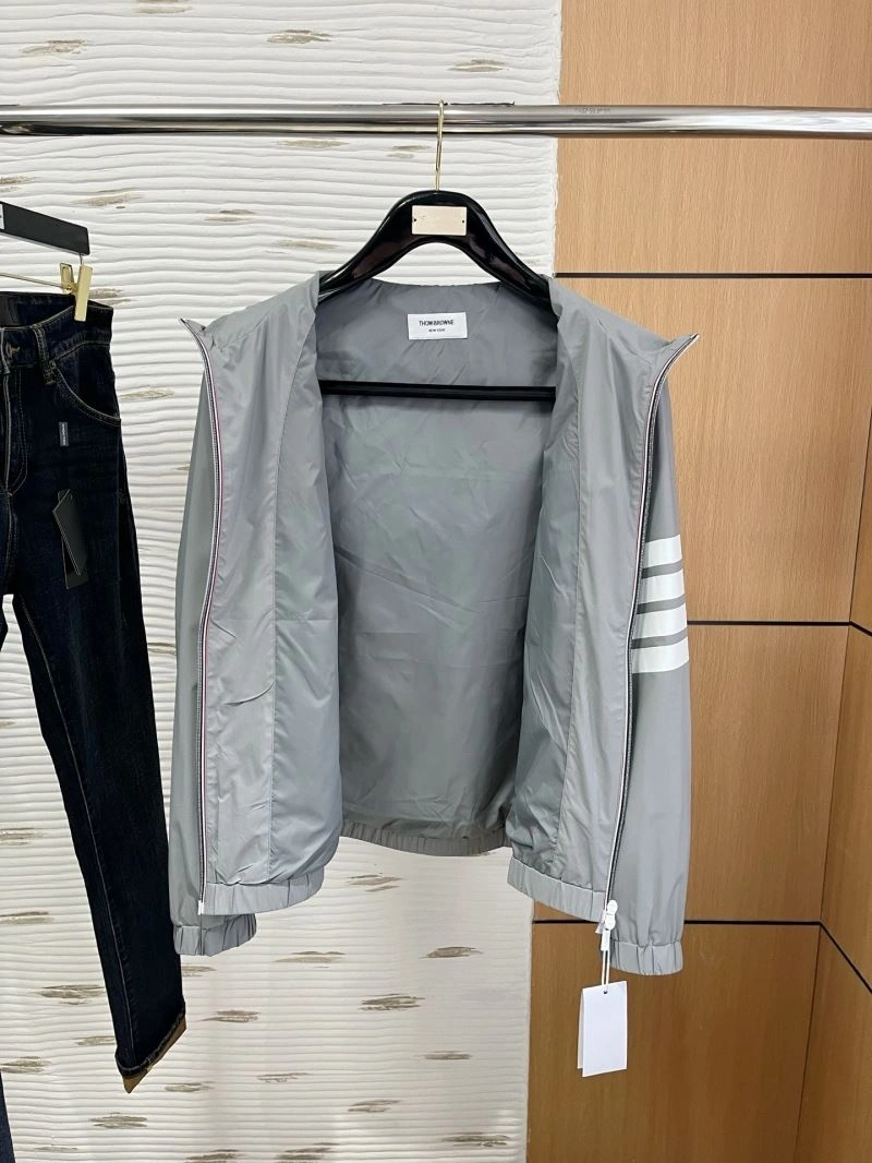 Trendy Thom Browne Outwear 173865