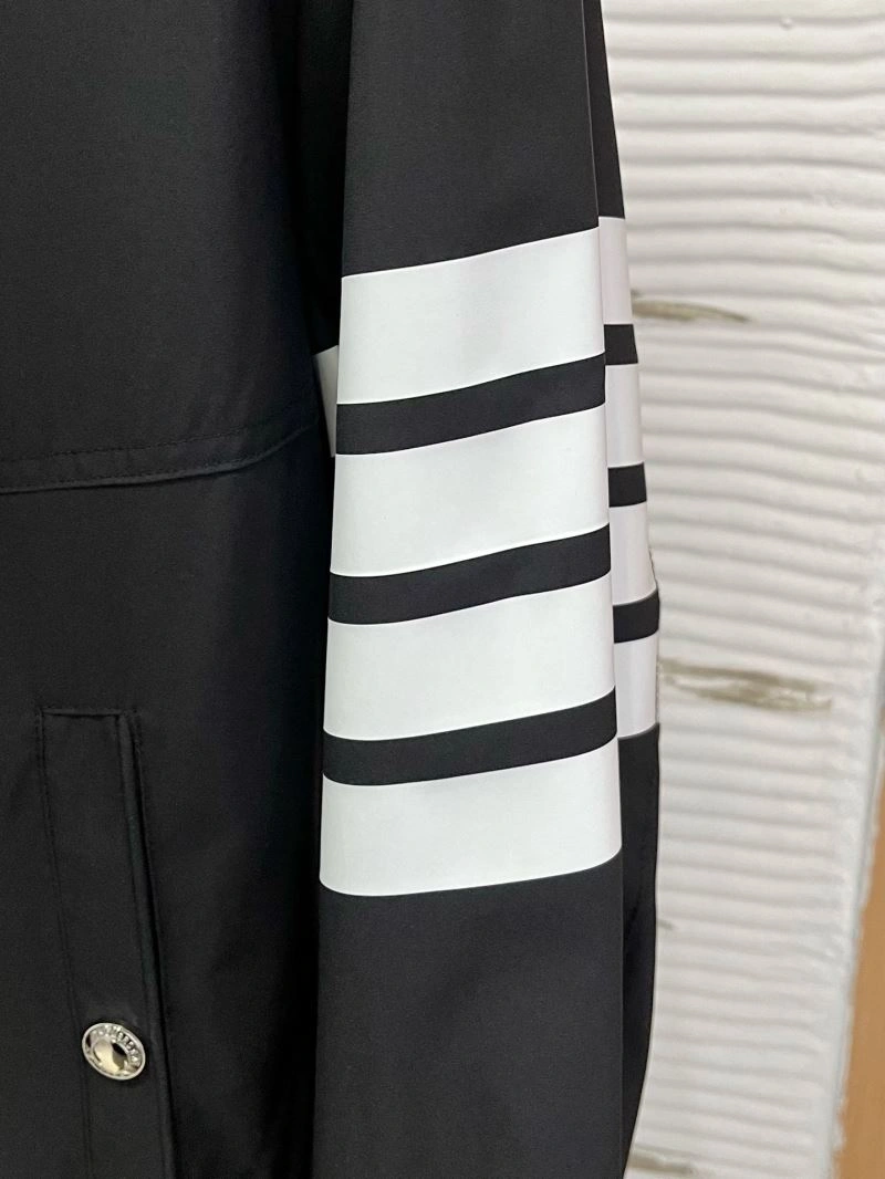 Cozy Thom Browne Outwear 173868
