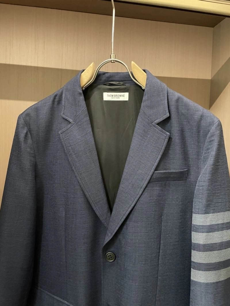 Thom Browne Outwear Sporty 173789