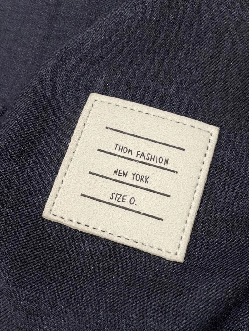 Sleek Thom Browne Outwear 173794
