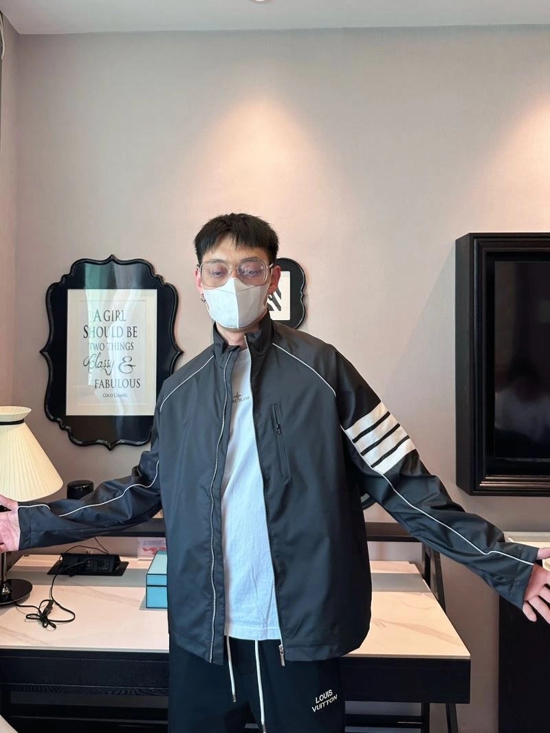 Attractive Thom Browne Outwear 173558