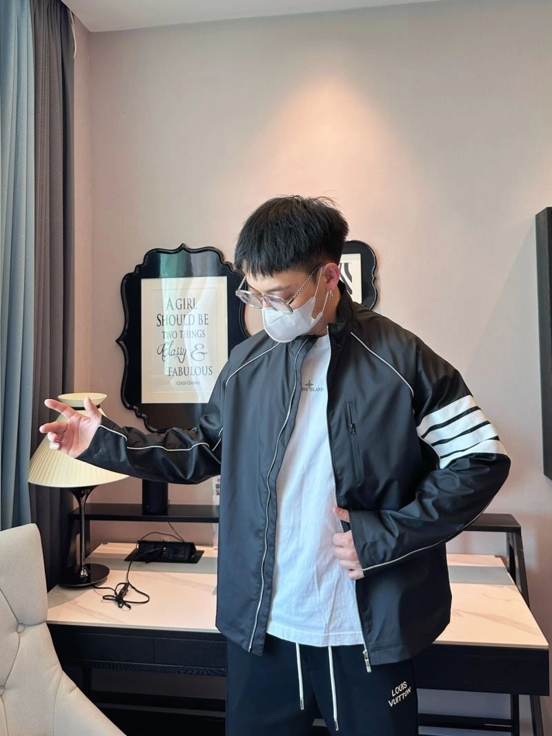 Attractive Thom Browne Outwear 173558