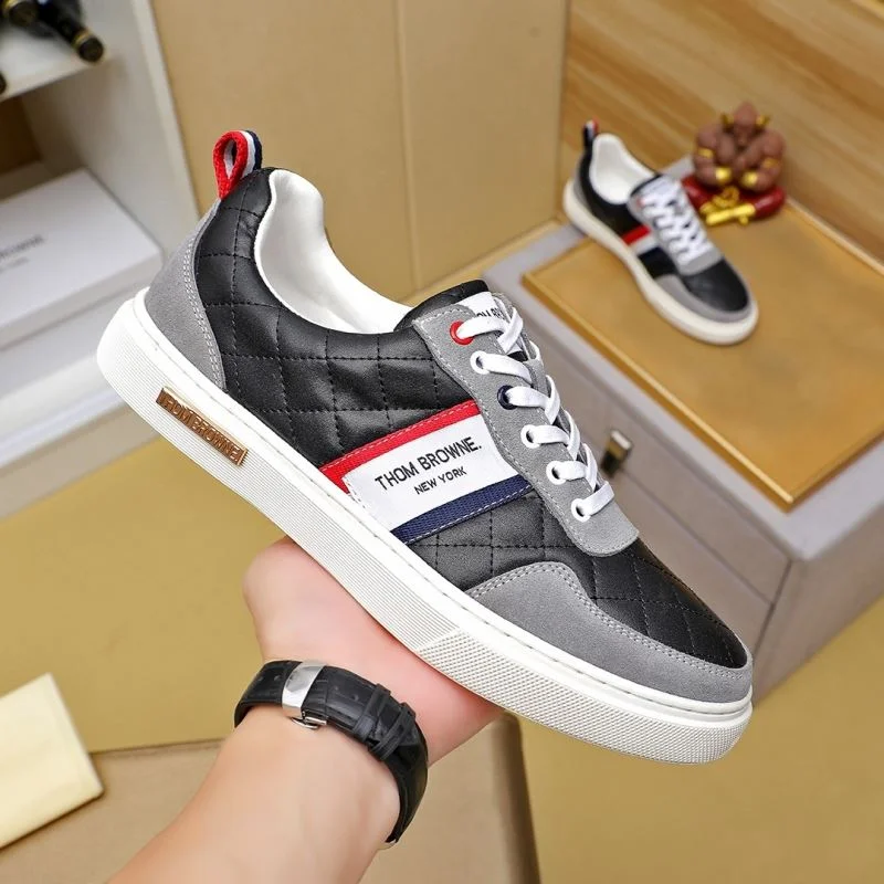 Fashionable Thom Browne Shoes 4015