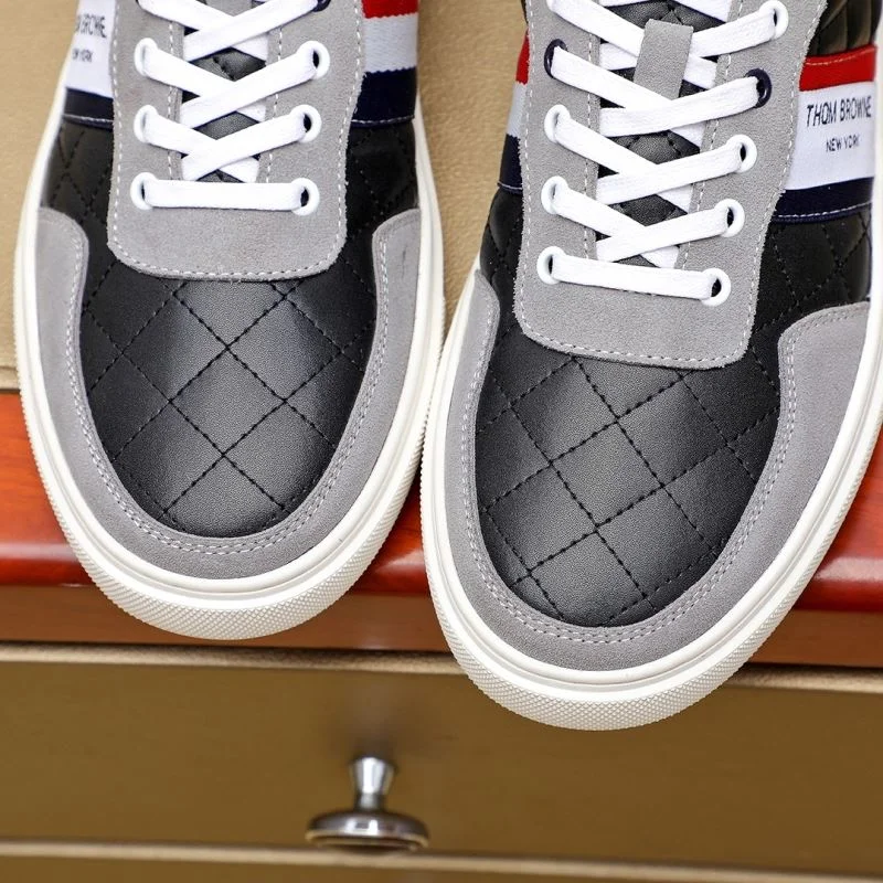 Fashionable Thom Browne Shoes 4015