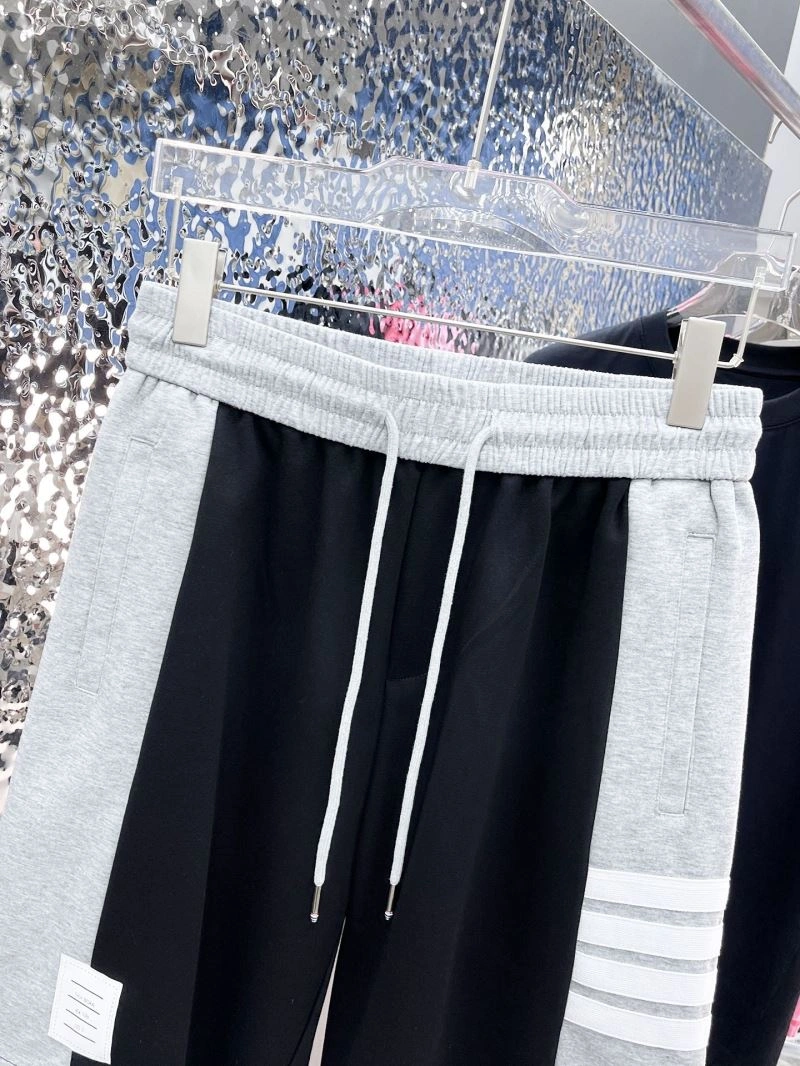 Thom Browne Short Pants FastDry 173957