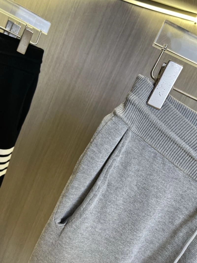 Sporty Thom Browne Short Pants 173762