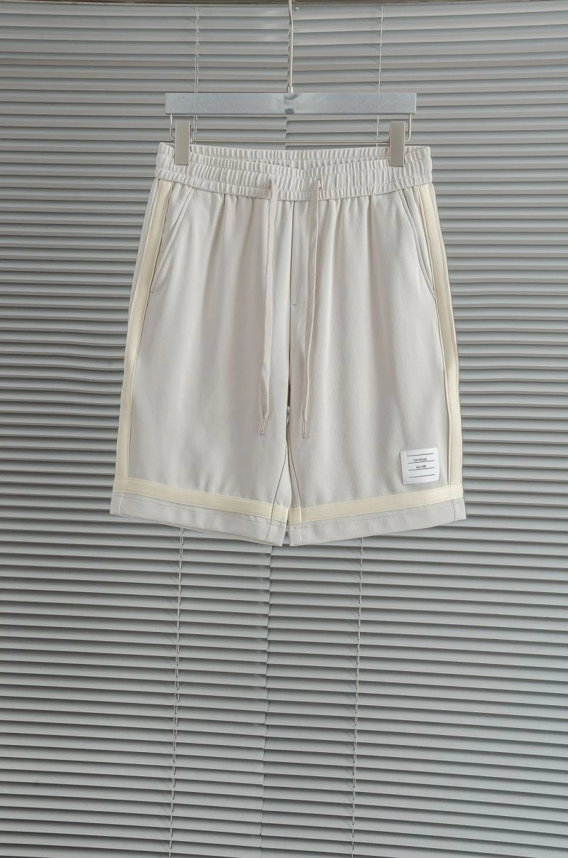 Stylish Thom Browne Short Pants 173685