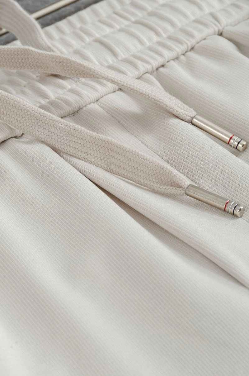Stylish Thom Browne Short Pants 173685