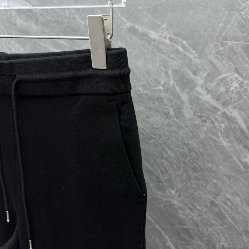 Thom Browne Short Pants Fashionable 173633