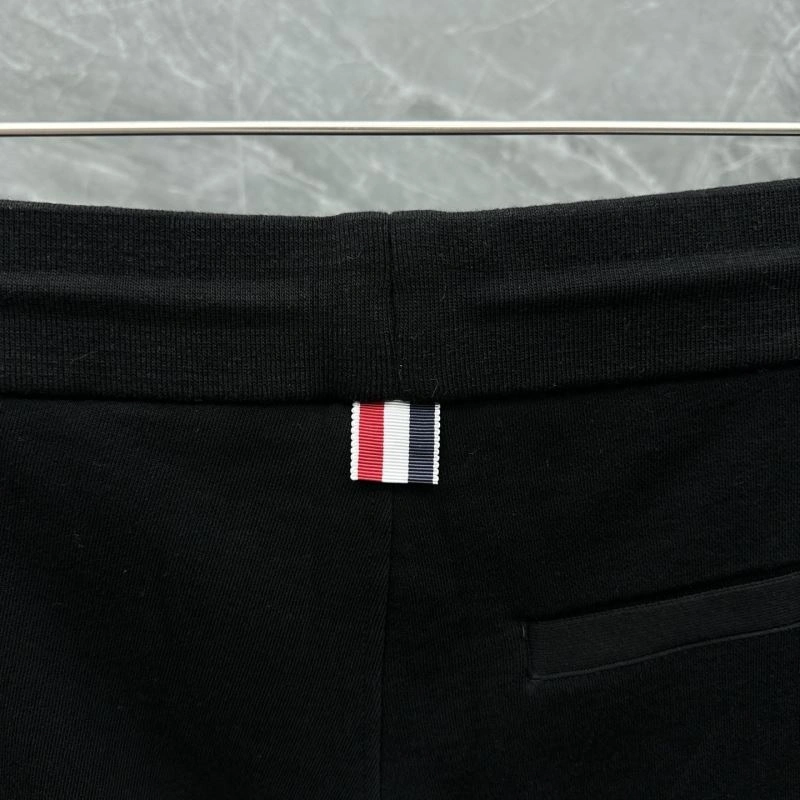 Thom Browne Short Pants Fashionable 173633