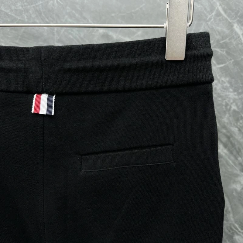 Thom Browne Short Pants Fashionable 173633