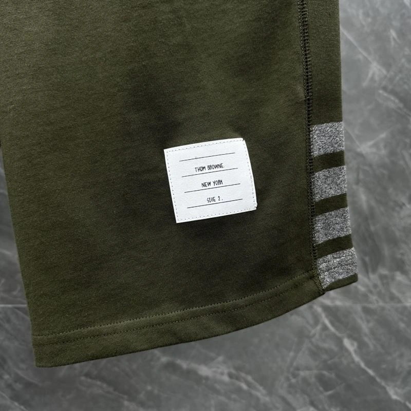 Thom Browne Short Pants Trendsetting 173634