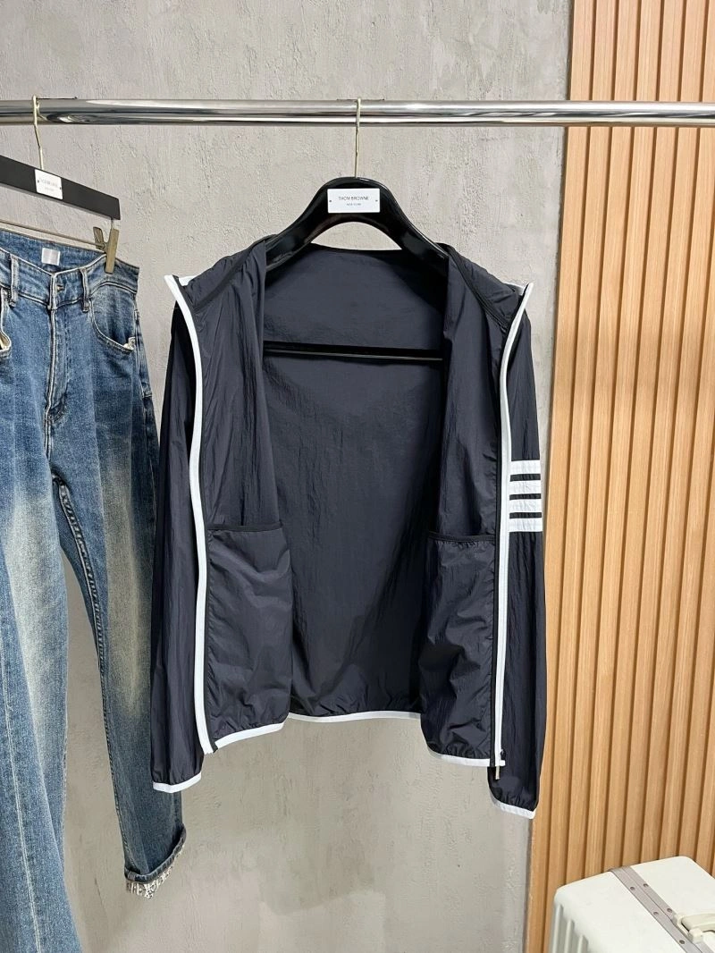 Thom Browne Sunscreen Jacket EasyMatch 173906