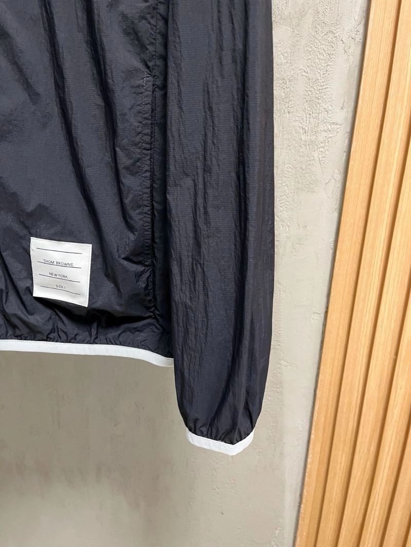 Thom Browne Sunscreen Jacket EasyMatch 173906