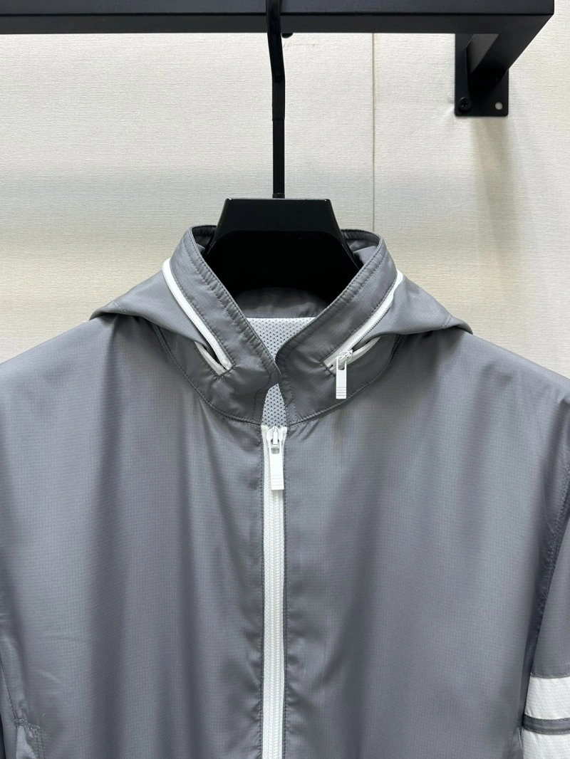 Thom Browne Sunscreen Jacket Fashionable 173280