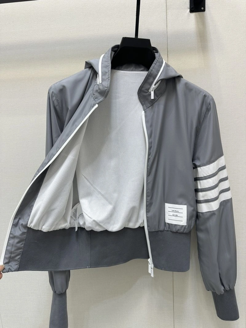Thom Browne Sunscreen Jacket Fashionable 173280