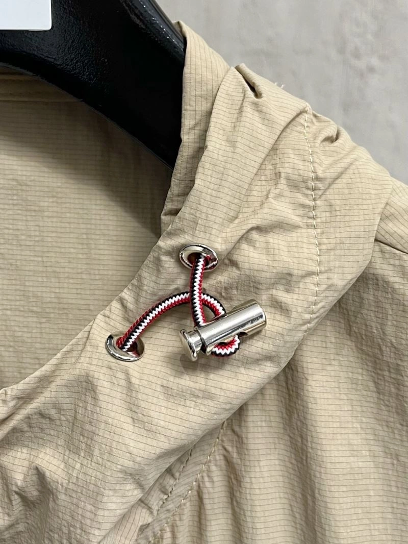 TechFriendly Thom Browne Sunscreen Jacket 173631