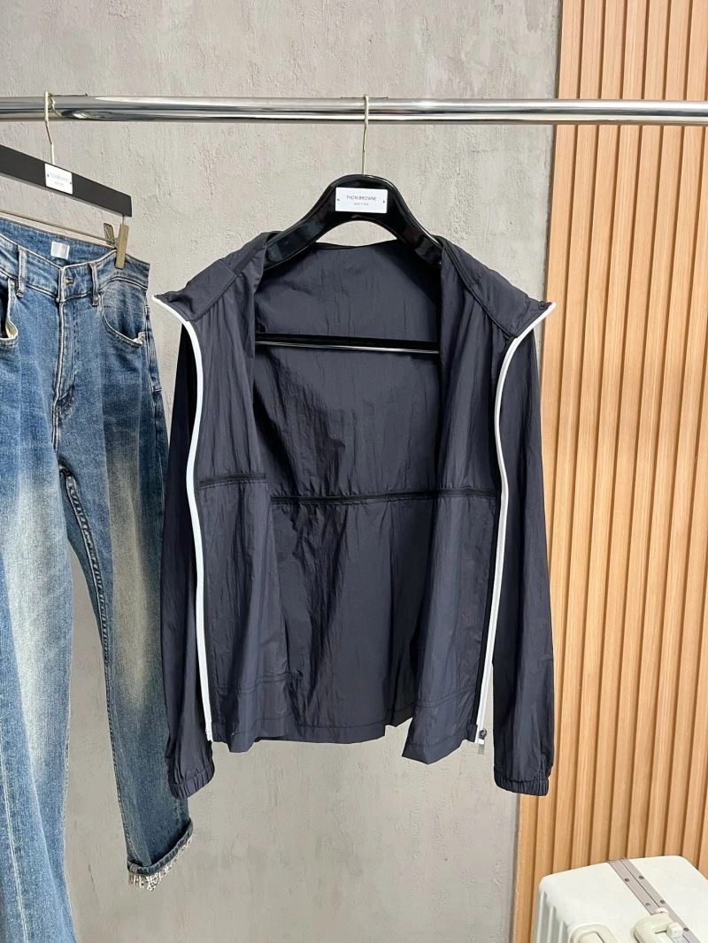 Thom Browne Sunscreen Jacket Versatile 173659