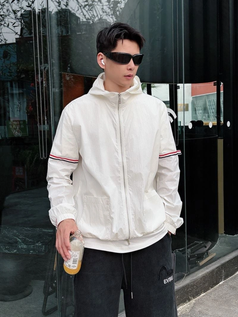 Fashionable Thom Browne Sunscreen Jacket 173546