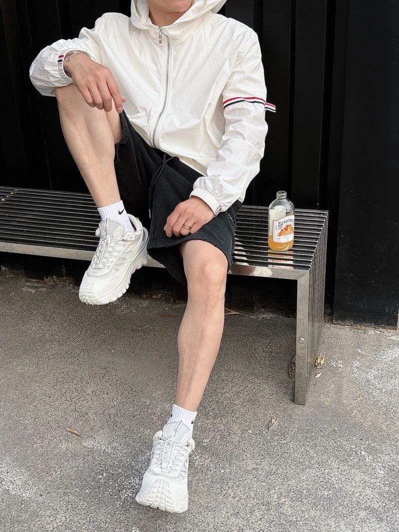 Fashionable Thom Browne Sunscreen Jacket 173546