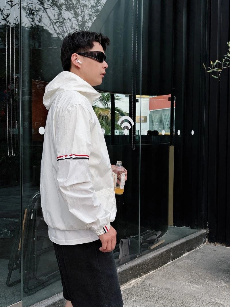 Fashionable Thom Browne Sunscreen Jacket 173546