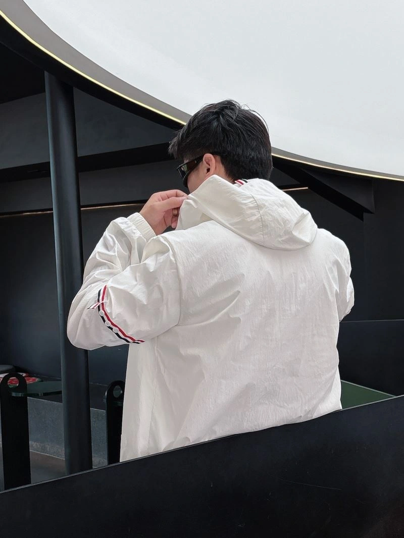 Fashionable Thom Browne Sunscreen Jacket 173546