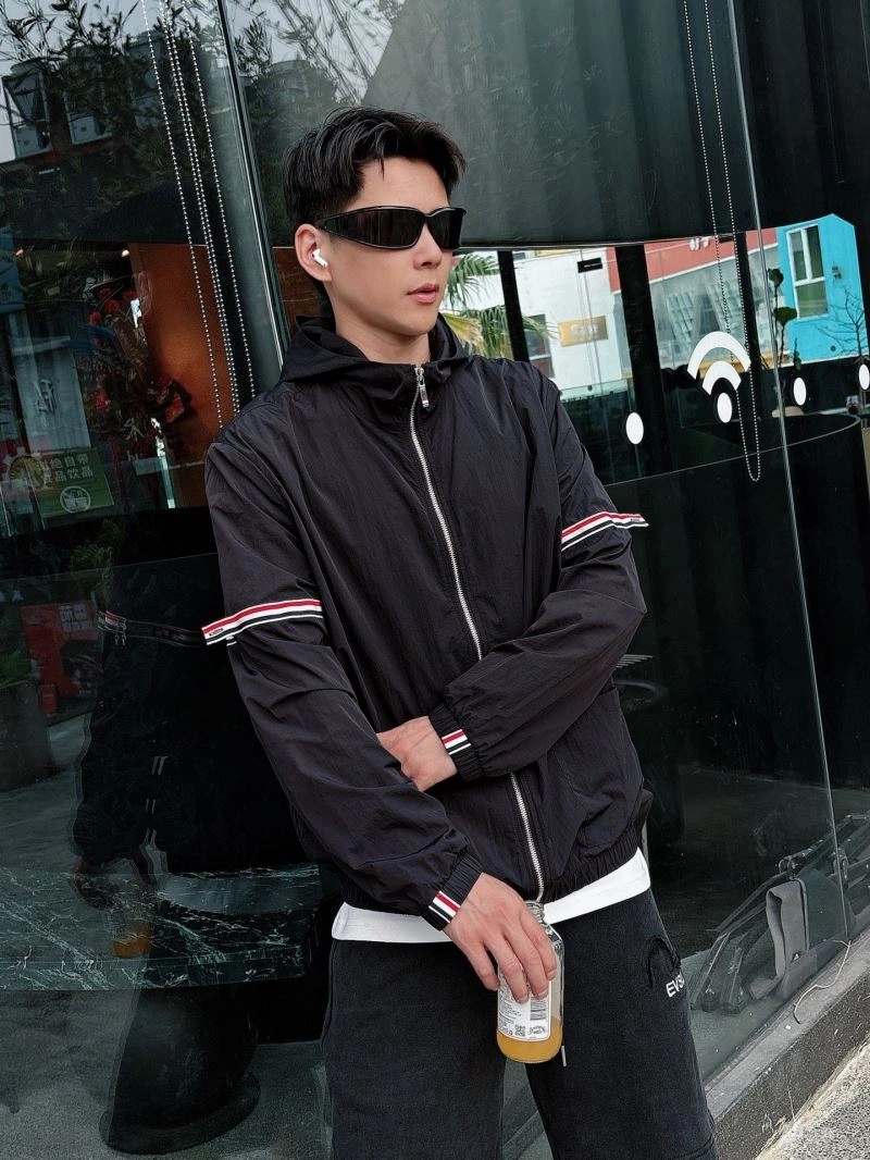 MoistureWicking Thom Browne Sunscreen Jacket 173547